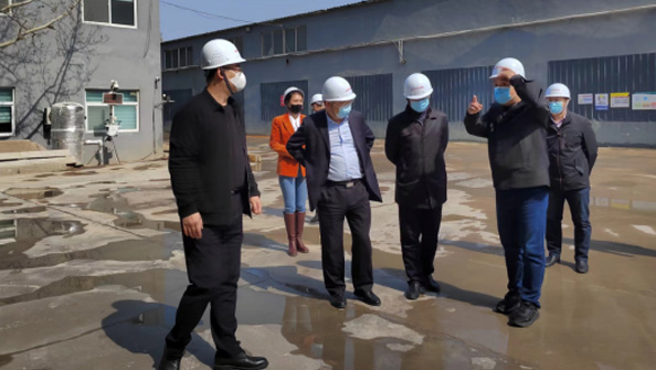 市住房和城鄉(xiāng)建設局劉玉勇局長、 市建筑工程管理服務中心孫雷主任一行 到我公司調研、指導
